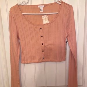 Long sleeve crop top